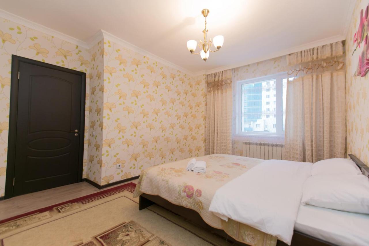 Cozy Apartment On Sarayshyq Street 5E Nur-Sultan  Exterior photo